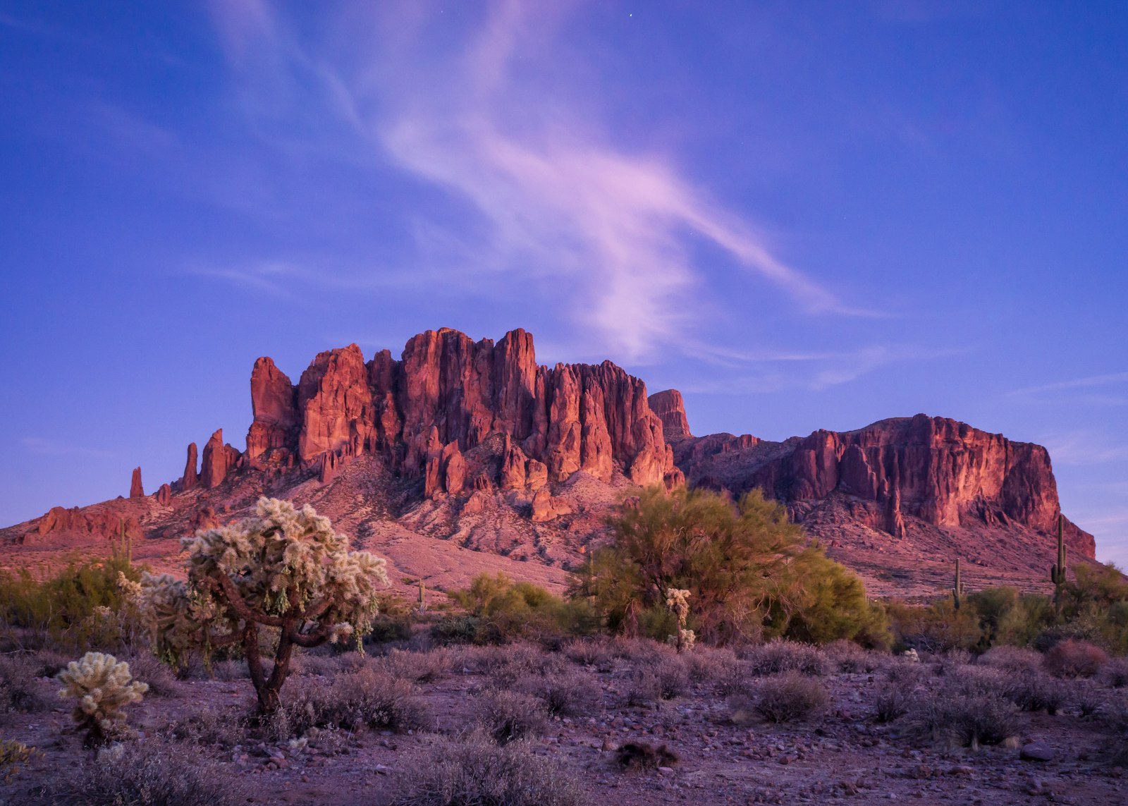 Arizona mountain. Аризона горы. Монтаин Аризона. Аризона ландшафт. Горы суеверий Аризона.