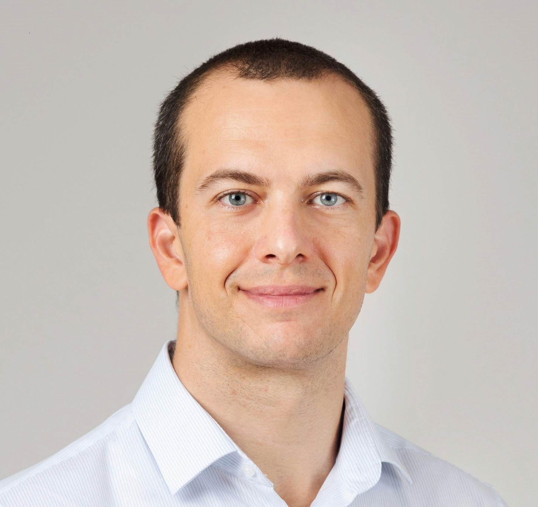 Roberto Ferraro (robertoferraro) Foundation