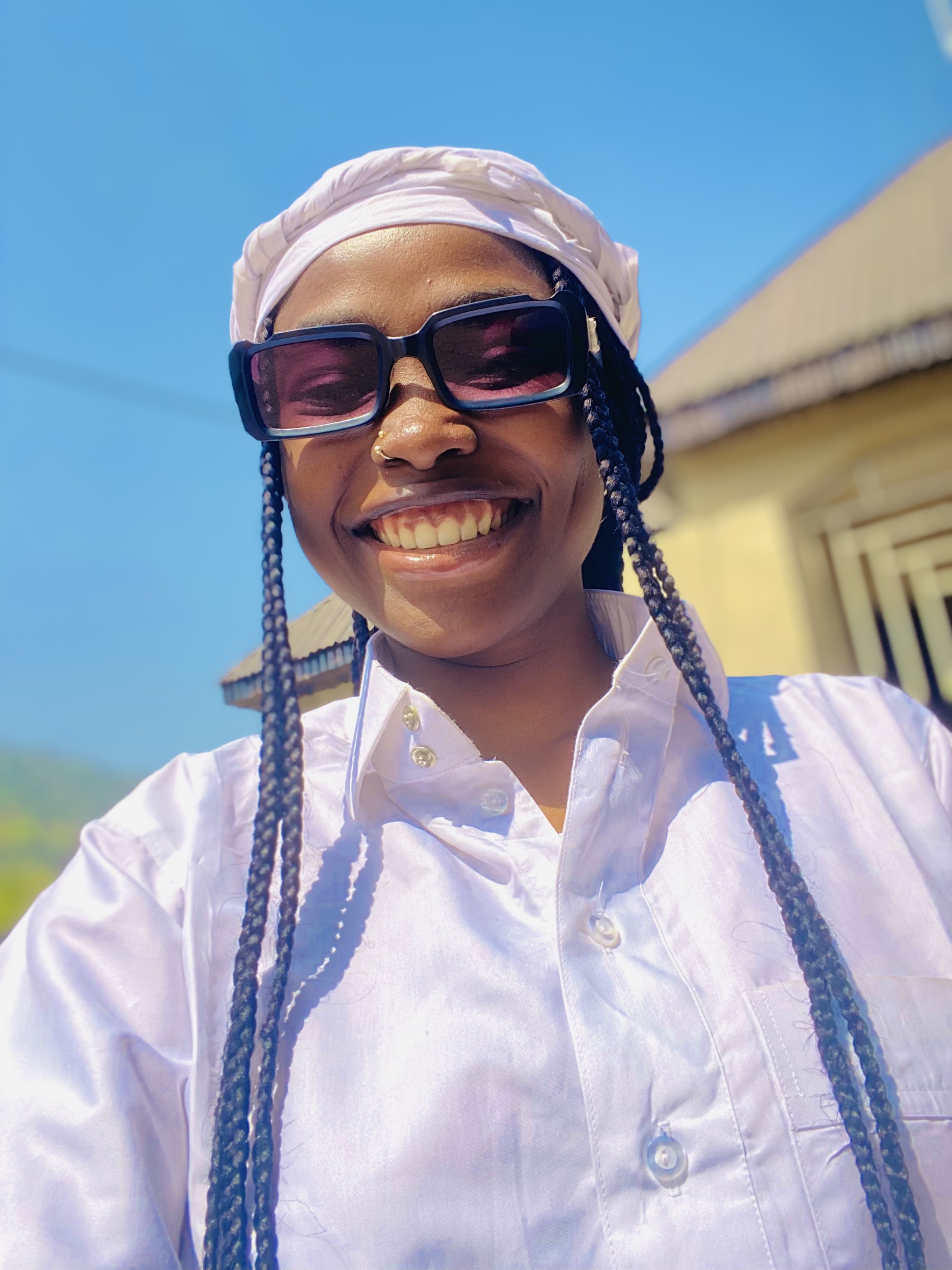 Khadee Ize is a 22 year old artist from Nigeria.