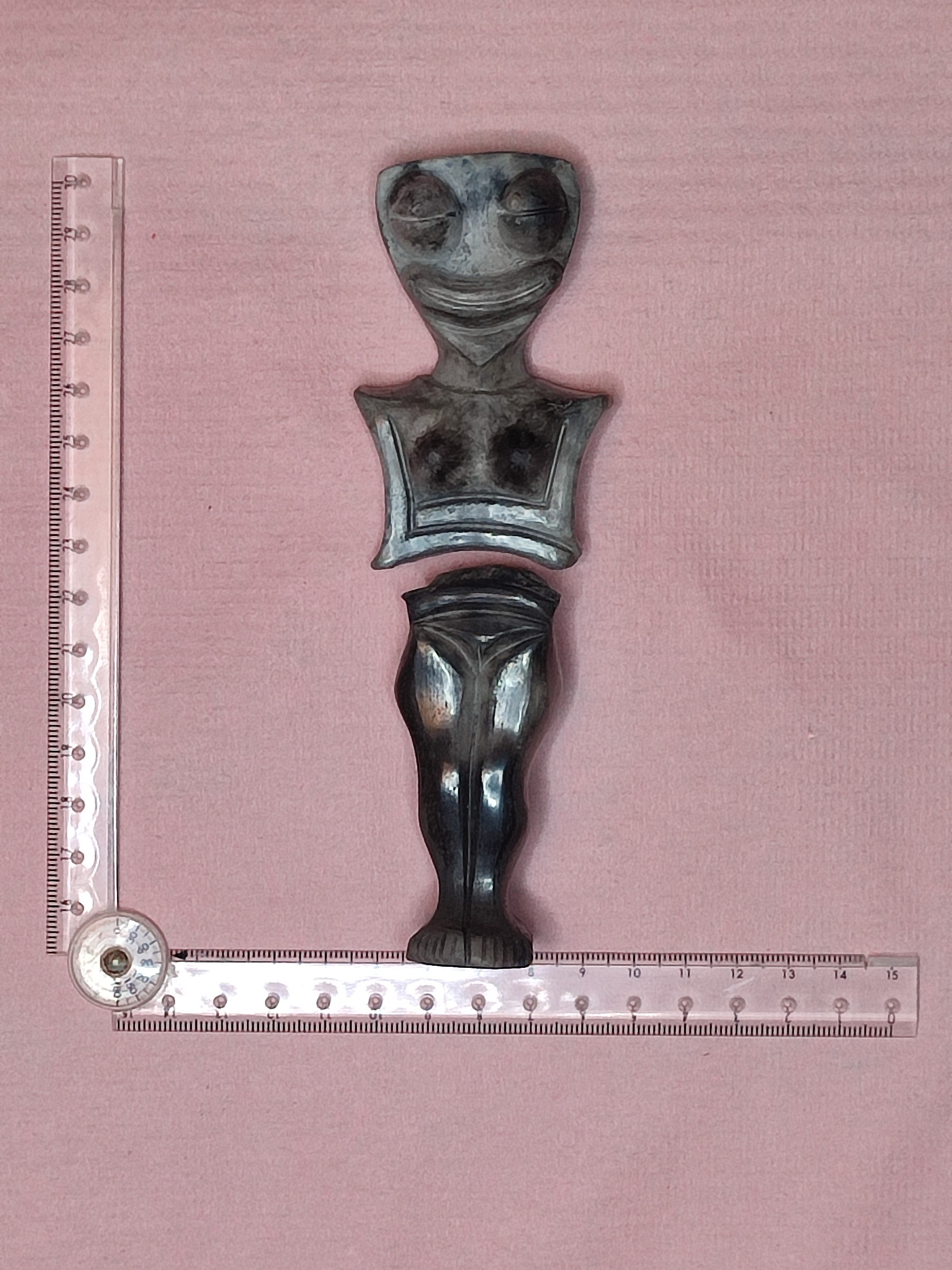 mini FAF 1 (pre homeric technique, fired in open pit fire at 800 c, reduction method, no glaze)